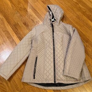Women's Quilted Beige Puffer Jacket - new without tags